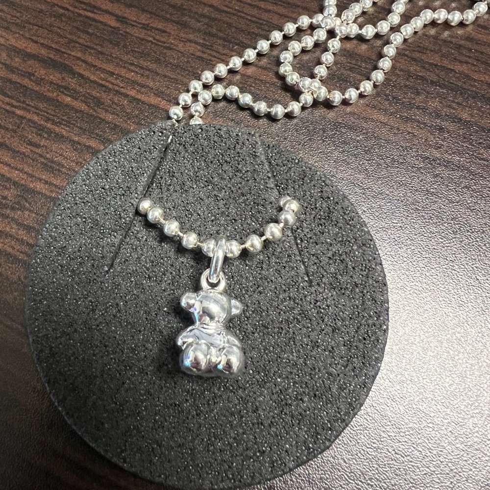 TOUS Small Silver Bold Bear Pendant and TOUS Silver Chain Choker 40cm.